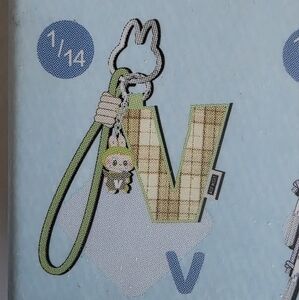 The MONSTERS Pin For Love-Letter Pendant Sealed Blind Box-Letter V. Labubu